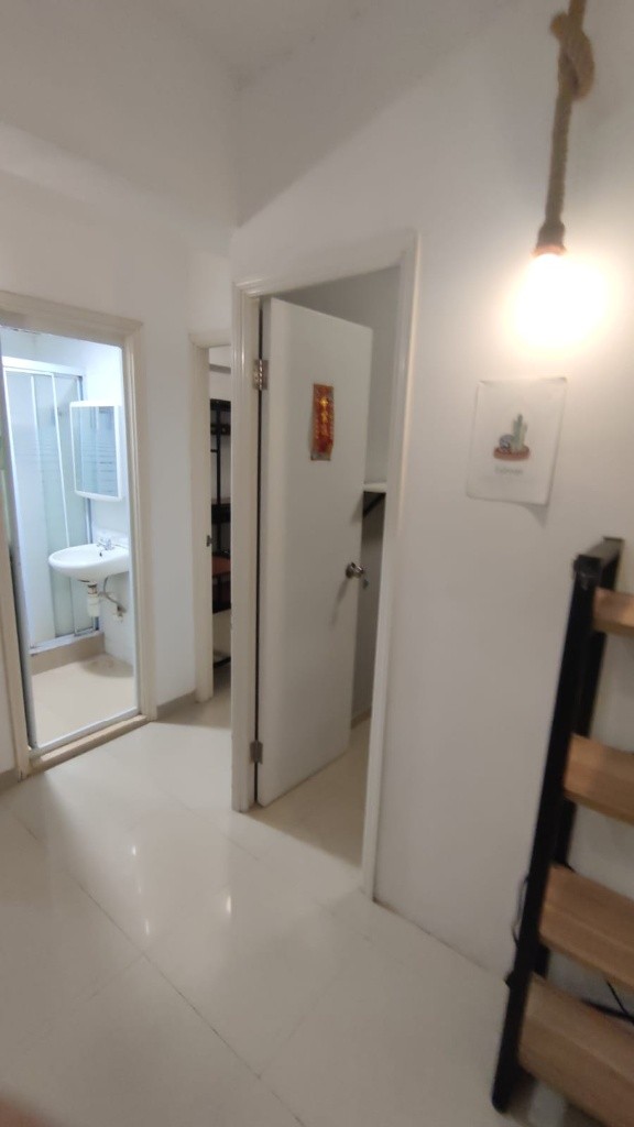 旺角友诚大廈房間出租 Kok You Shing Building for lease(room) can short term rent) come book your room now! - Mong Kok/Yau Ma Tei - Bedroom - Homates Hong Kong