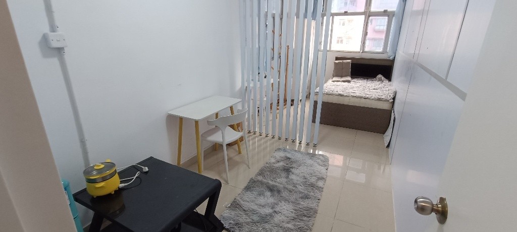 Sham Shui Po female Coliving space  Cheung Sha Building - 深水埗 - 房间 (合租／分租) - Homates 香港