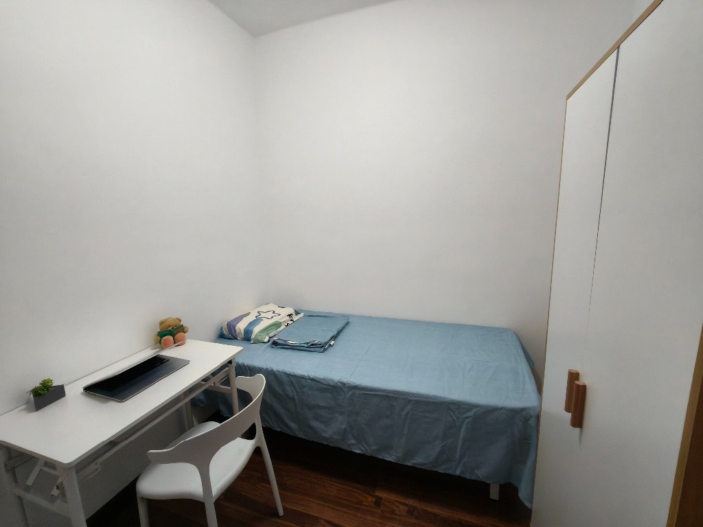 E04 male Coliving room near HKU  - 西半山 - 房间 (合租／分租) - Homates 香港