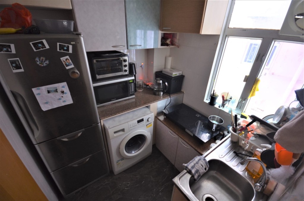 1 bedroom in a 3-room shared apartment in Mongkok - 旺角/油麻地 - 房間 (合租／分租) - Homates 香港