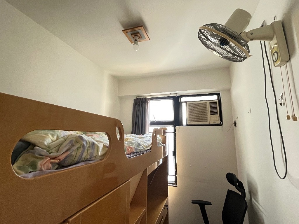 招一女室友 觀塘 分租一書睡房 光猛 全新裝修 乾淨安靜 - Kwun Tong/Sau Mau Ping - Bedroom - Homates Hong Kong
