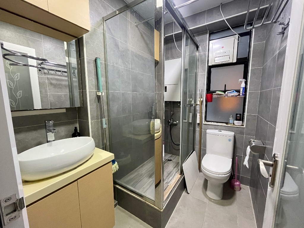 招一女室友 觀塘 分租一書睡房 光猛 全新裝修 乾淨安靜 - Kwun Tong/Sau Mau Ping - Bedroom - Homates Hong Kong