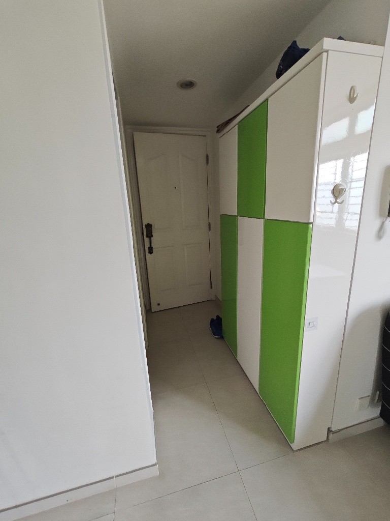 開揚交通方便新裝簡潔光猛房 - 屯門 - 房間 (合租／分租) - Homates 香港