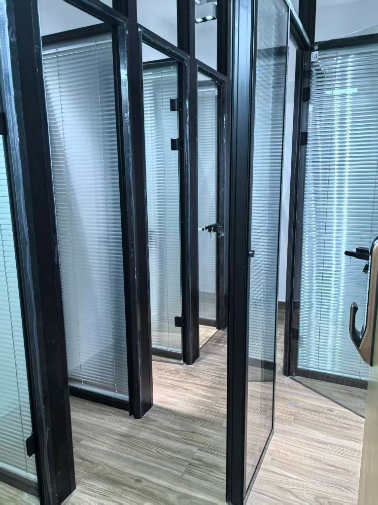 观塘港铁沿线好房，交通便利 - 观塘/秀茂坪 - 工厂大厦 - Homates 香港