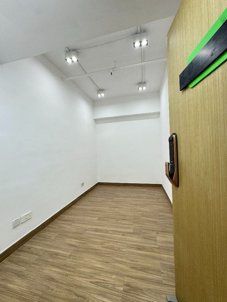 观塘港铁沿线好房，交通便利 - 觀塘/秀茂坪 - 工廠大廈 - Homates 香港