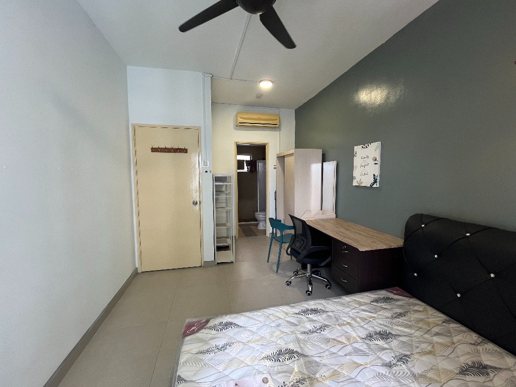 Kuchai Avenue Master Room for Rent | Walking Distance to MRT -  - 房間 (合租／分租) - Homates 馬來西亞