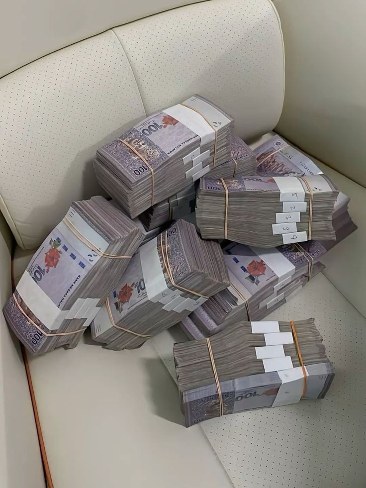 If you are still looking and searching for the best way to get sugar mummy and get extra income paid by weekly -  - Shop - Homates Malaysia