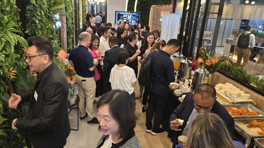 The most Legit and trusted sugar mummy agency in Malaysia  -  - Flat - Homates Malaysia