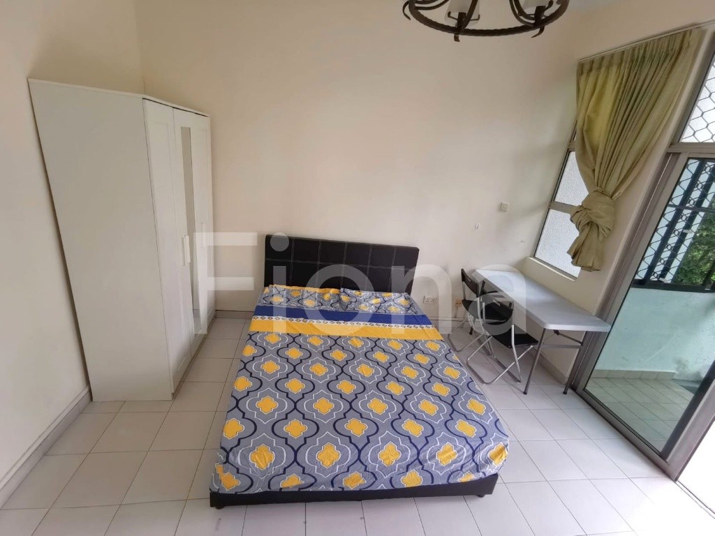 Available 02 Oct - Common Room/Strictly Single Occupancy/Wifi/Aircon/no Owner Staying/No Agent Fee/Cooking allowed/Near Lorong Chuan MRT MRT/Serangoon MRT  - Lorong Chuan - Bedroom - Homates Singapore