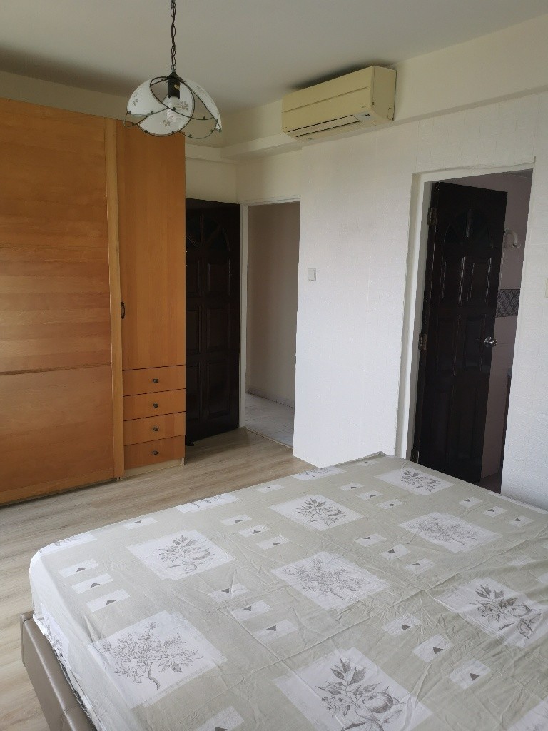 Master Room/Strictly Single Occupancy/no Owner Staying/No Agent Fee/Cooking allowed / Near Braddell MRT / Marymount MRT / Caldecott MRT/ Available 19 Jan - Bishan - Bedroom - Homates Singapore