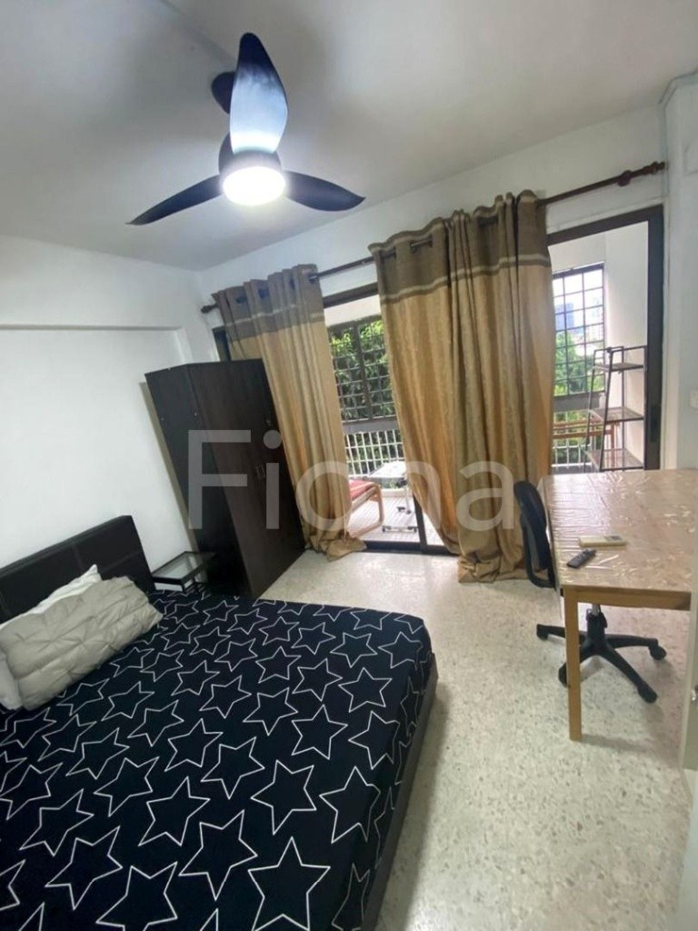 Available Immediate - Common Room with Balcony/Near Braddell MRT/Marymount MRT/Caldecott MRT - Bishan - Bedroom - Homates Singapore