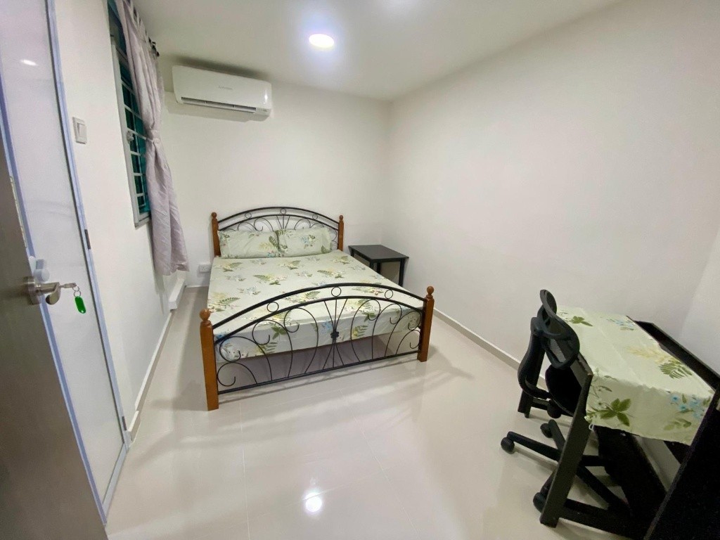 Available 14 Aug- Common Room/FOR 1 or 2  PERSON STAY ONLY/Wifi/Air-con/No owner staying/No Agent Fee/Cooking allowed/Novena MRT  / Toa Payoh MRT / Boon Keng / Thomson MRT - Boon Keng 文庆 - 分租房间 - Homates 新加坡
