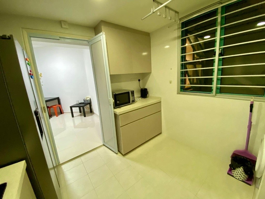 Available 14 Aug- Common Room/FOR 1 or 2  PERSON STAY ONLY/Wifi/Air-con/No owner staying/No Agent Fee/Cooking allowed/Novena MRT  / Toa Payoh MRT / Boon Keng / Thomson MRT - Boon Keng 文庆 - 分租房间 - Homates 新加坡