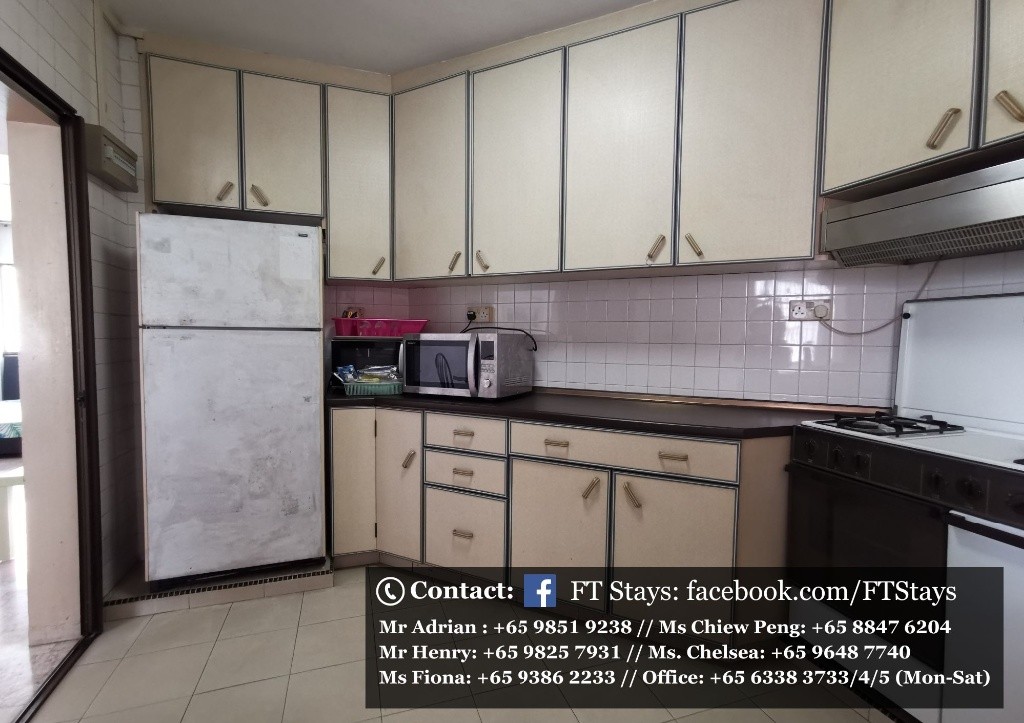 Amenities: wifi, bed, washing machine, ceiling fan and aircon, closet, shared toilet, light cooking allowed, fridge, non smoking, visitors allowed, no owner staying, no pet, no agent fee. - Ang Mo Kio - Homates Singapore