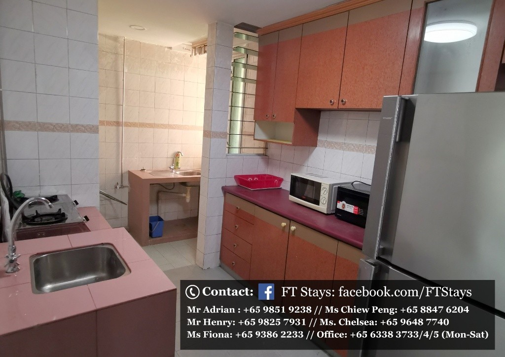 Amenities: wifi, bed, washing machine, ceiling fan and aircon, closet, shared toilet, light cooking allowed, fridge, non smoking, visitors allowed, no owner staying, no pet, no agent fee. - River Vall - Homates Singapore