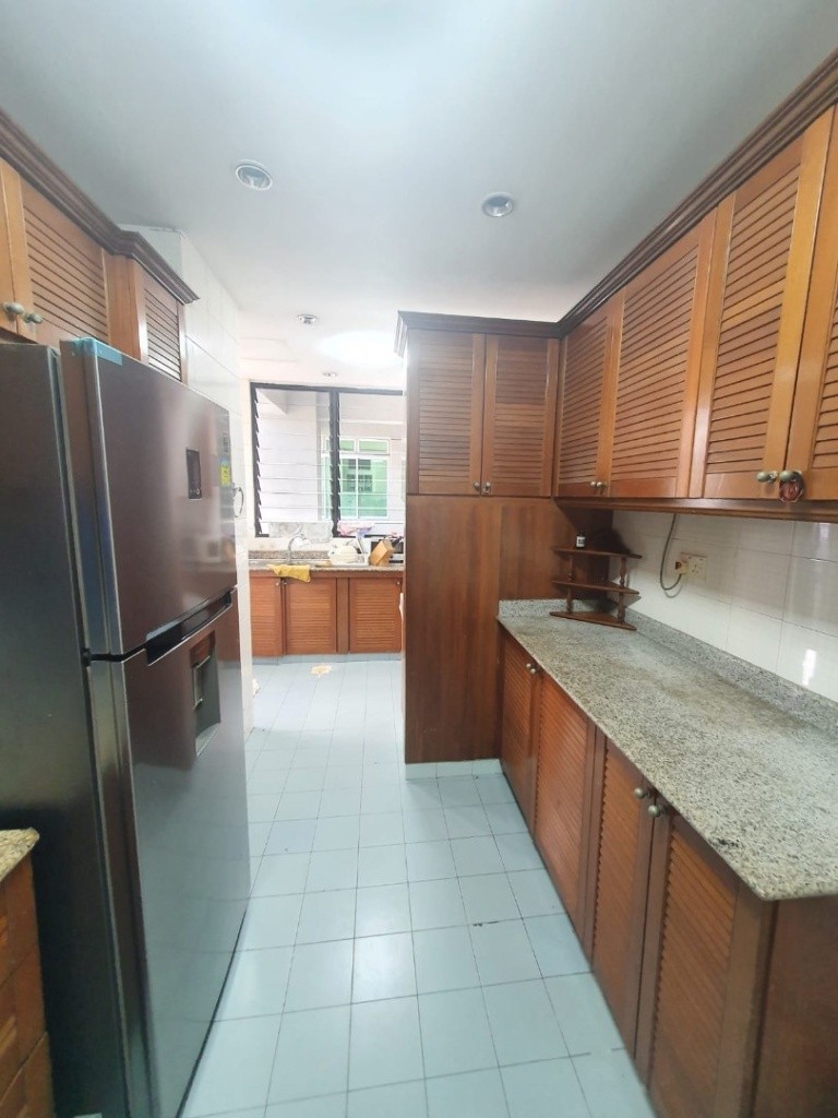Common Room/ /Wifi/No owner staying/No Agent Fee / Cooking allowed/Novena/ Boon Keng / Farrer Park / Available Immediate  - Toa Payoh - Bedroom - Homates Singapore