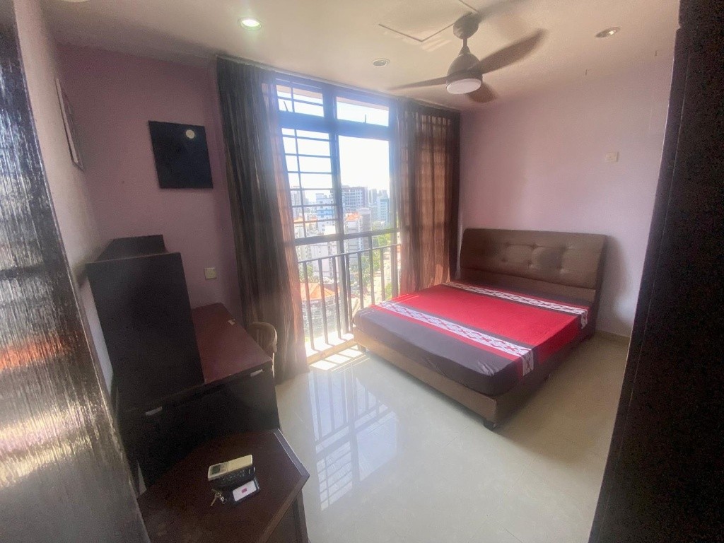 Common Room/ /Wifi/No owner staying/No Agent Fee / Cooking allowed/Novena/ Boon Keng / Farrer Park / Available Immediate  - Toa Payoh 大巴窯 - 分租房間 - Homates 新加坡