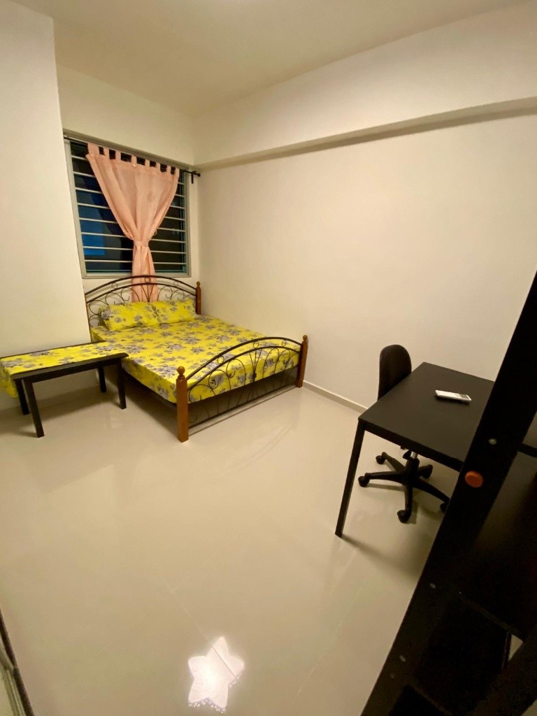 Immediate Available-Common Room /1  persons stay/No Owner Staying/Fully Furnished /WIFI/2 Shared Bathroom/allowed Light Cooking/ Balestier / Toa Payoh/Novena MRT - Toa Payoh 大巴窑 - 分租房间 - Homates 新加坡