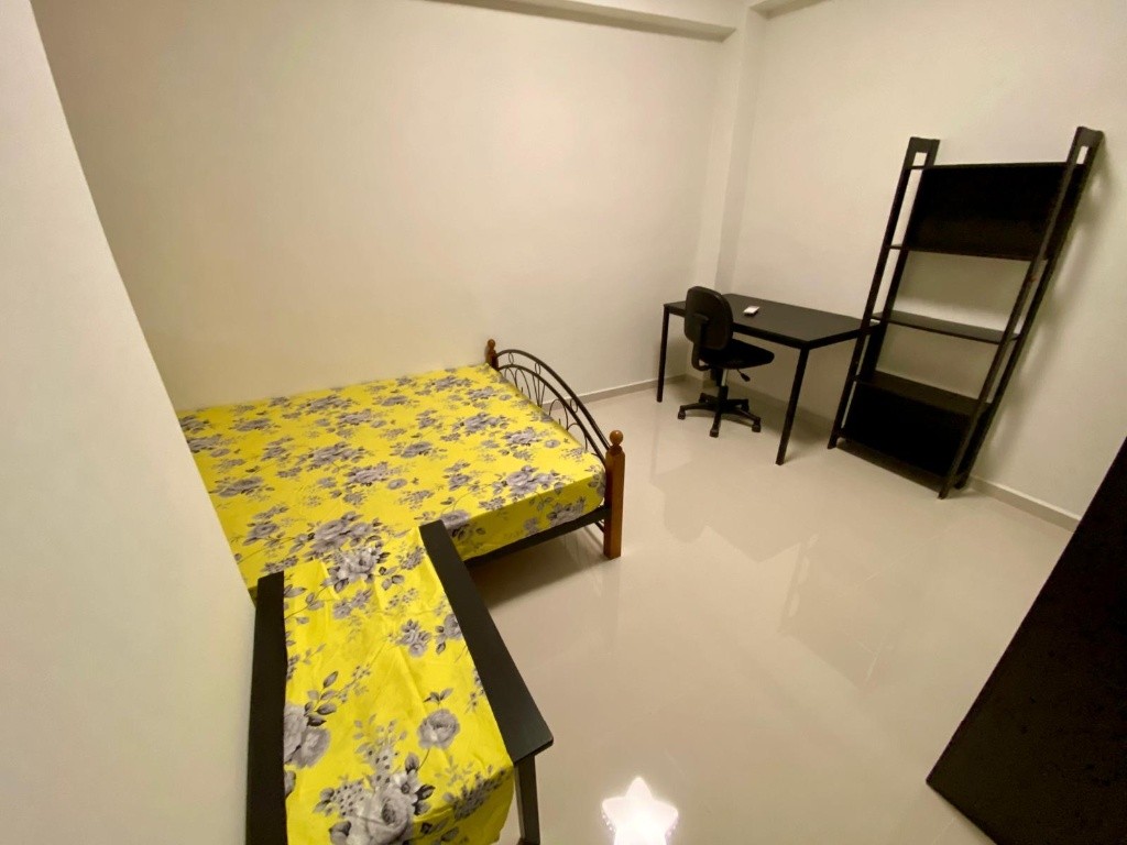 Immediate Available-Common Room /1  persons stay/No Owner Staying/Fully Furnished /WIFI/2 Shared Bathroom/allowed Light Cooking/ Balestier / Toa Payoh/Novena MRT - Toa Payoh 大巴窑 - 分租房间 - Homates 新加坡