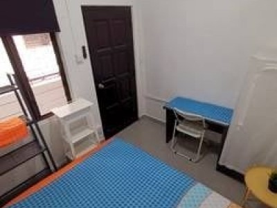 Available on 12 July /Common Room/FOR 1 PERSON STAY ONLY/Wifi/No window/Light cooking allowd/No owner staying/No Agent Fee/Near Novena MRT/Toa Payoh MRT/Caldecott MRT - 5A Kim Keat Close, Singapore 328917 RM4