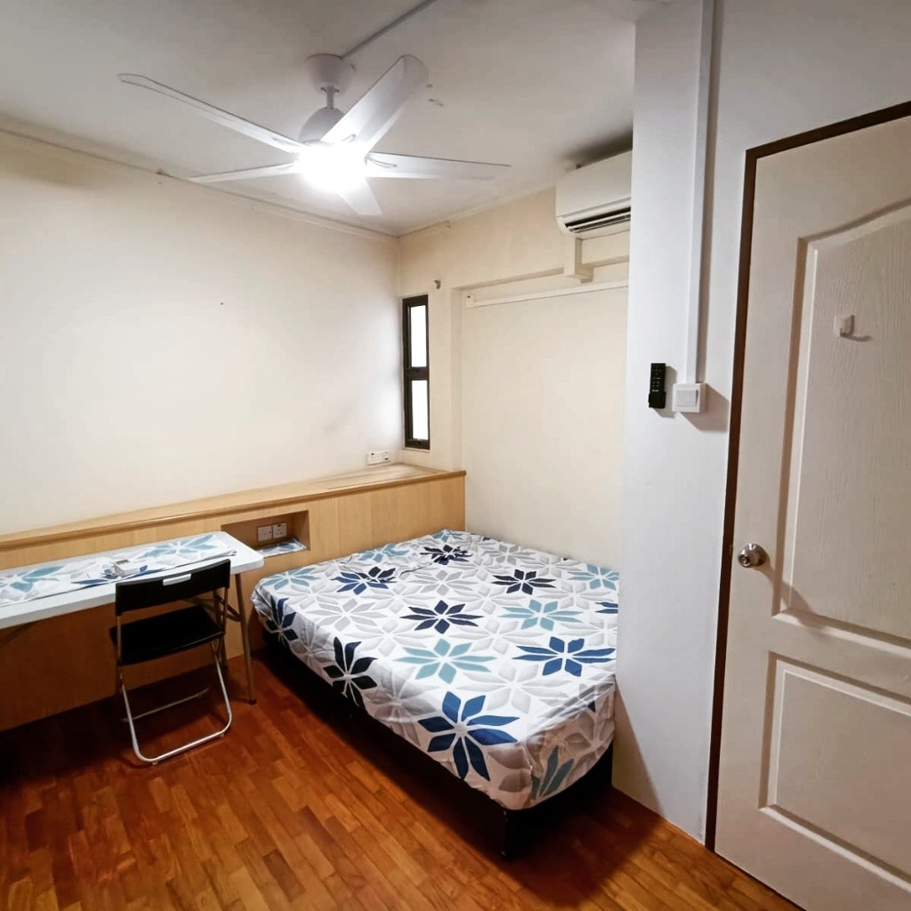 Available 25 Jul- Common Room/1 or 2 person stay/fully furnished room with bed/wardrobe/celling fan and air-con/no Owner Stay/No Agent Fee/Cooking allowed/Near Clementi MRT/Dover MRT - Clementi - Bedr - Homates Singapore