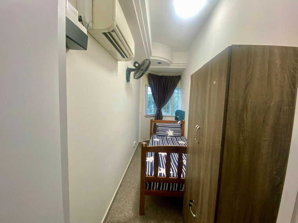 Available Immediate-Common Room / 1 or 2 person stayy/no Owner Staying/No Agent Fee/Cooking allowed/ Shared Bathroom/Novena MRT / Boon Keng MRT / Toa Payoh MRT / Farrer Park  - Farrer Park - Bedroom - Homates Singapore