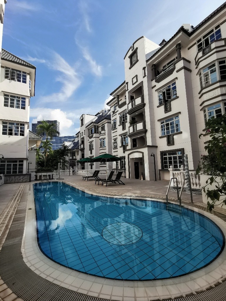 Available  Immediate - Common Roomy/Wifi/Fully Air-con/No Owner Staying/No Agent Fee/Cooking allowed/Near Newton MRT/Near Orchard MRT/Stevens MRT - Newton - Bedroom - Homates Singapore