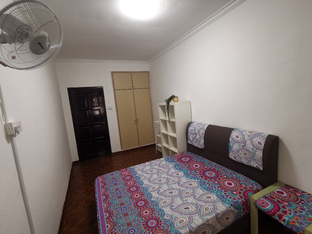 Available 8 Sep/Common Room/FOR 1 PERSON STAY ONLY/Wifi/No window/Light cooking allowd/No owner staying/No Agent Fee/Near Novena MRT/Toa Payoh MRT/Caldecott MRT - Novena - Bedroom - Homates Singapore