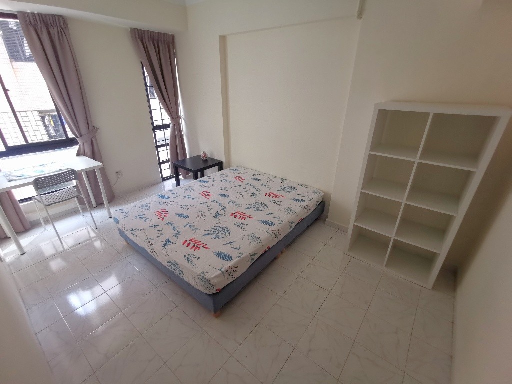 JALAN KEMAMAN #03-30 RM2 Common Room/1-2 pax/no Owner Staying/No Agent Fee/Cooking allowed/Toa Payoh, Novena, Boon Keng MRT / Available 22 Aug - Novena - Flat - Homates Singapore