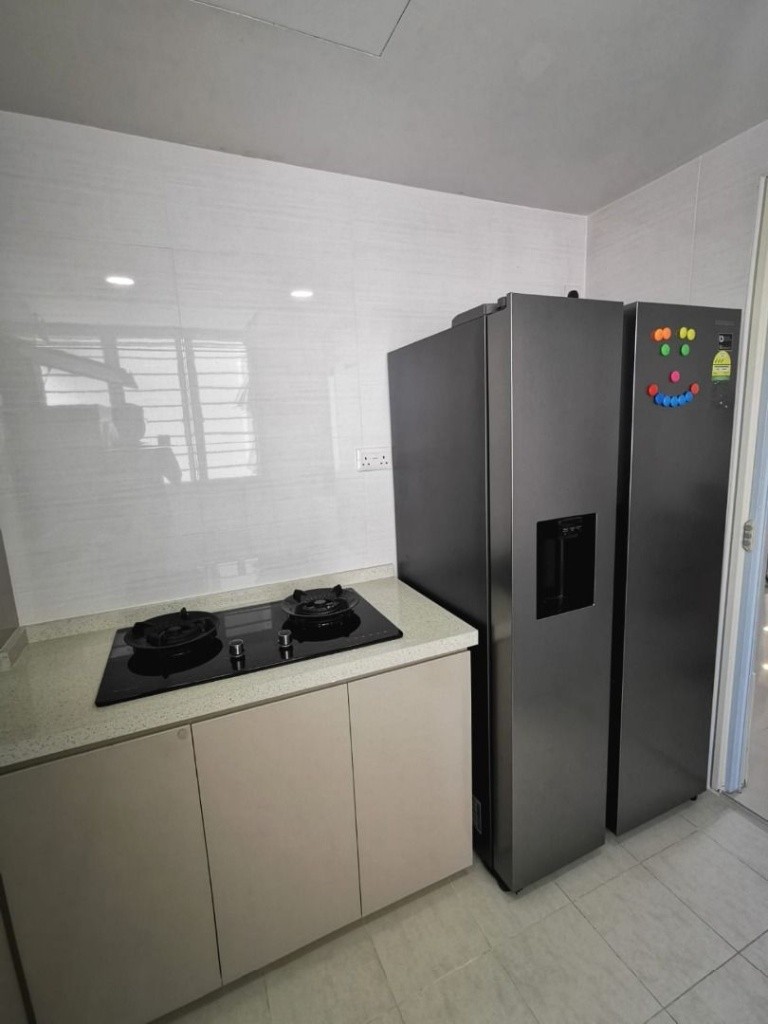 VICTORY HEIGHTS Middle Room /1 persons stay/No Owner Staying/Fully Furnished /WIFI/2 Shared Bathroom/allowed Light Cooking/ Balestier / Toa Payoh/Novena MRT/ Available on Immediately - Toa Payoh - Fla - Homates Singapore