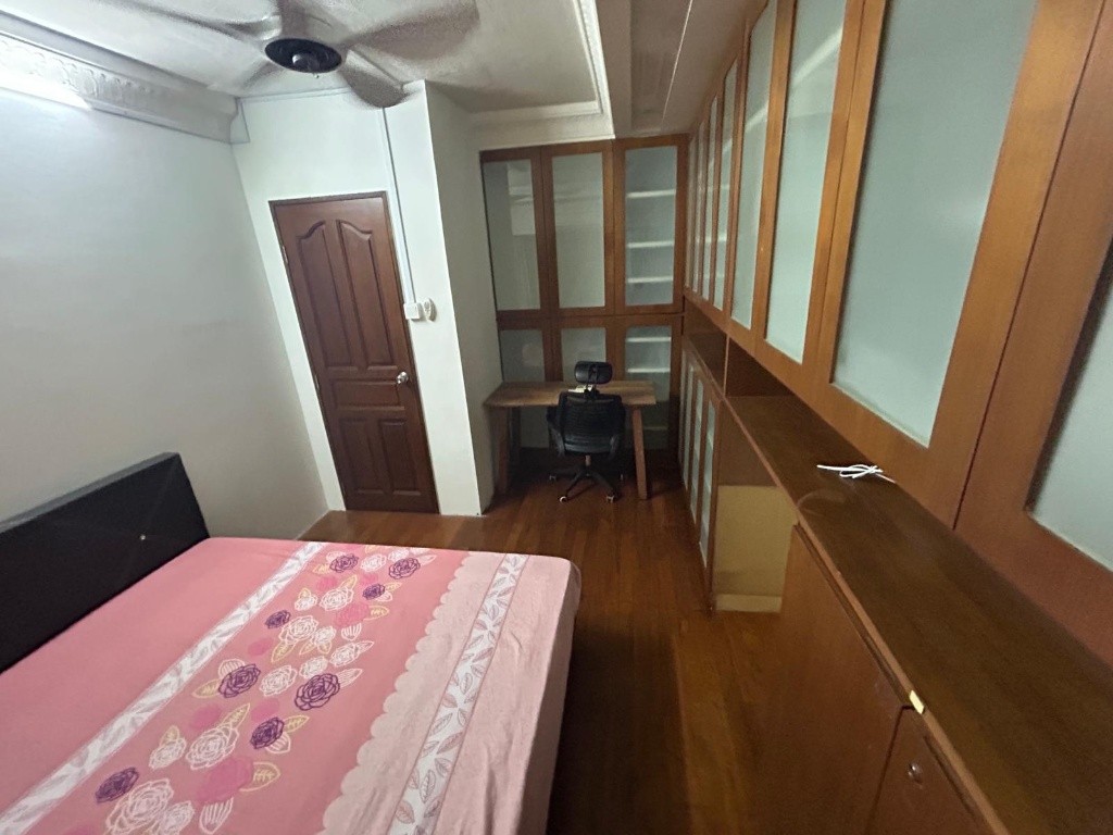 Immediate Available - Common Room/Strictly Single Occupancy/no Owner Staying/No Agent - Braddell - Flat - Homates Singapore