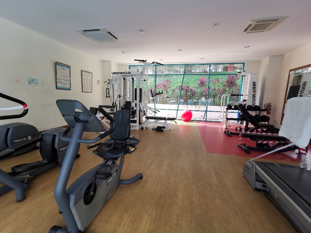 Common Room / Near Clementi, Dover &amp; Buona Vista MRT / 1-2 Pax Stay / Available 3 Nov / No Owner Stay - Bukit Timah - Flat - Homates Singapore