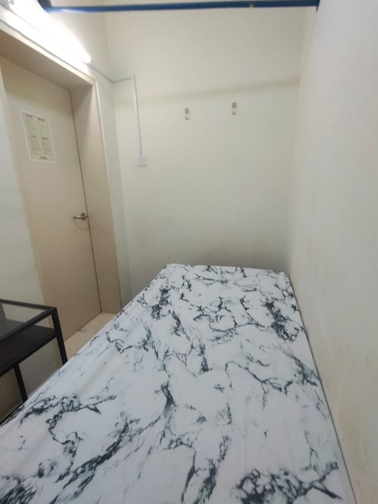 Available Immediate/Common Room/Near Toa Payoh, Novena MRT/No Owner Staying/Fully Furnished with Bed/Wardrobe/WIFI - Toa Payoh - Bedroom - Homates Singapore