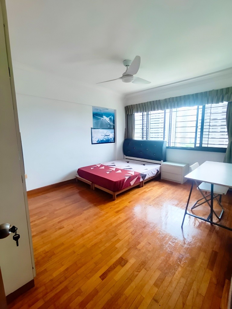 Toa Payoh room for rent/Caldecott, Braddell MRT/Common Room/1-2 pax/Available Dec 14 - Toa Payoh - Flat - Homates Singapore