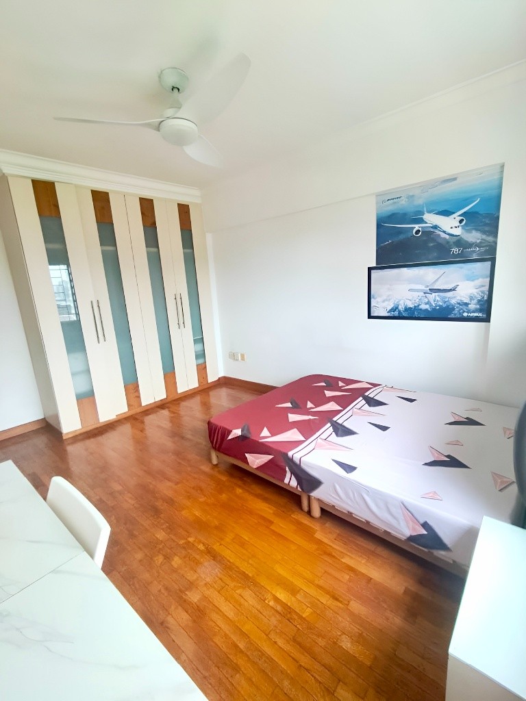 Toa Payoh room for rent/Caldecott, Braddell MRT/Common Room/1-2 pax/Available Dec 14 - Toa Payoh - Flat - Homates Singapore