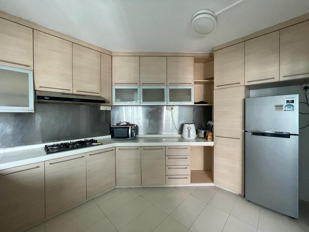 Toa Payoh room for rent/Caldecott, Braddell MRT/Common Room/1-2 pax/Available Dec 14 - Toa Payoh - Flat - Homates Singapore