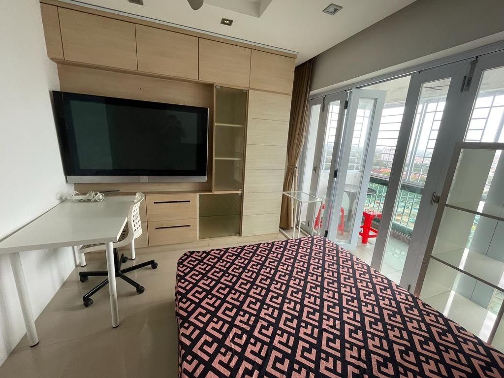 Toa Payoh room for rent/Caldecott, Braddell MRT/Common Room/1-2 pax/Available Dec 14 - Toa Payoh - Flat - Homates Singapore