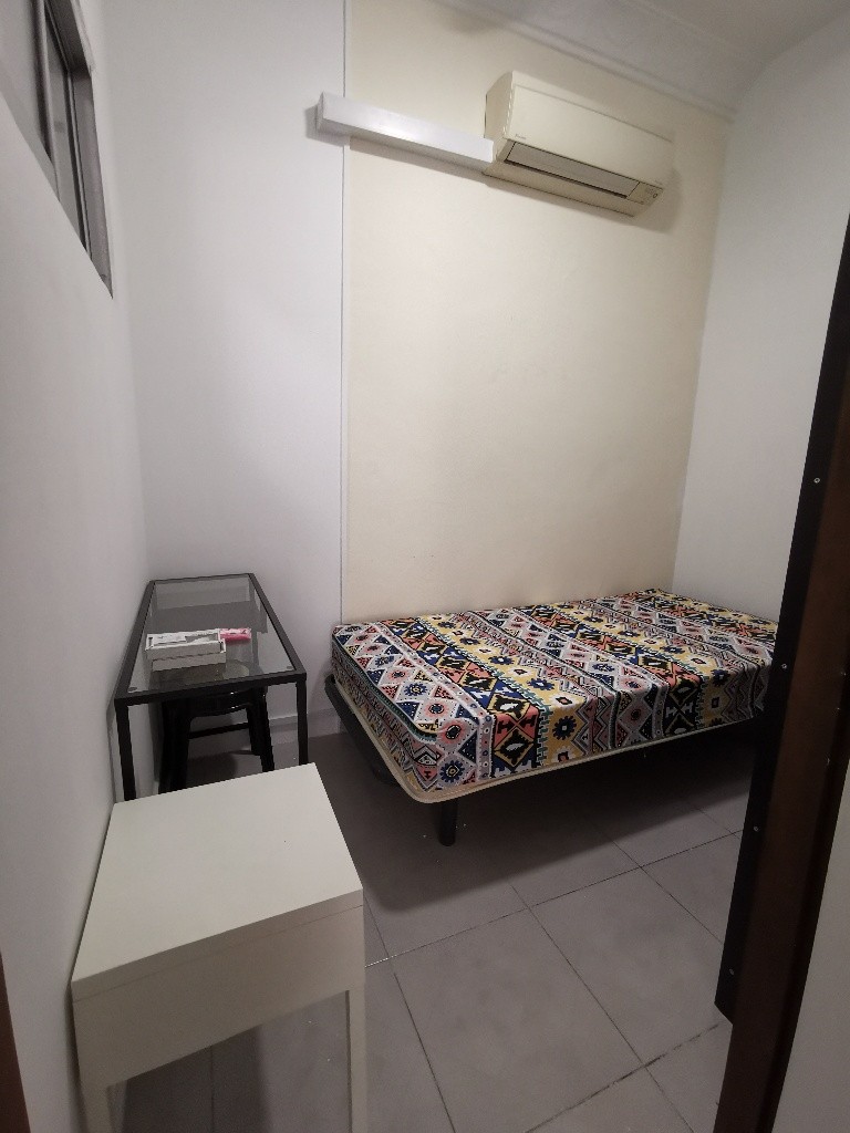 Room For Rent - Somerset, Newton,Dhoby Ghaut MRT/ Common room / 1 pax stay / Available﻿ Immediately - Toa Payoh - Flat - Homates Singapore