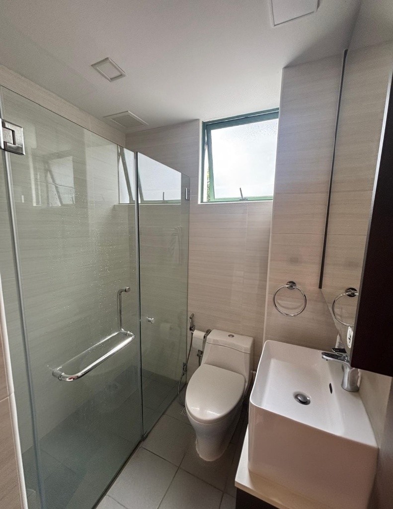 Available﻿ Immediately - Common Room/Include Utilities/Wifi/Aircon/No Agent Fee/Light Cooking Allowed/Washing Machine - Toa Payoh - Bedroom - Homates Singapore