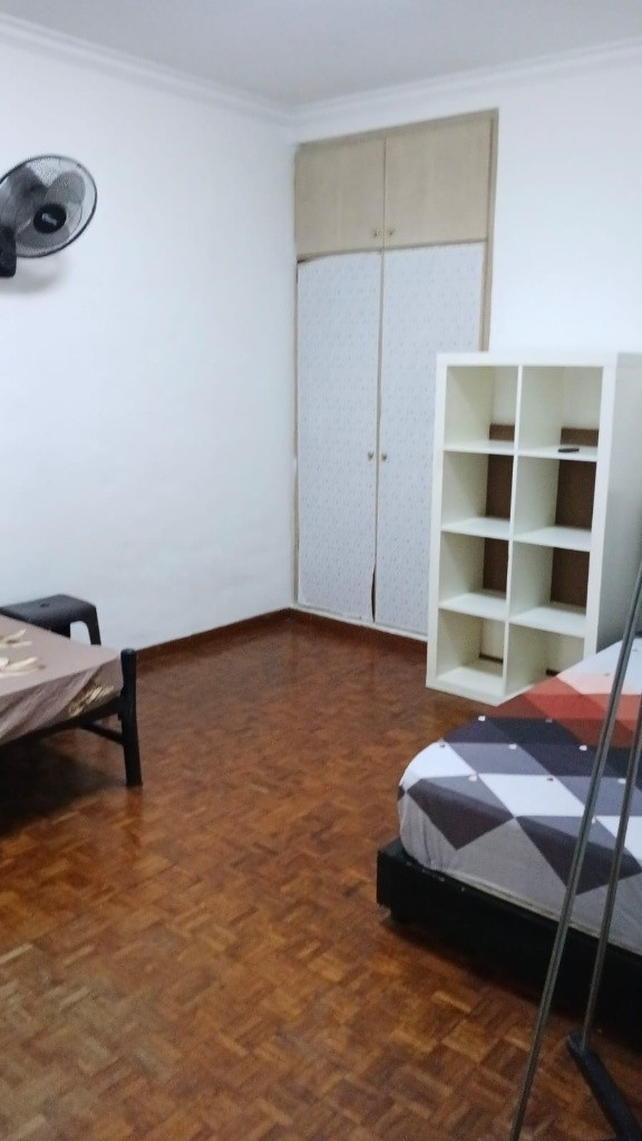 Available﻿ IMMEDIATELY - Common Room/Include Utilities/Wifi/Aircon/No Agent Fee/Light Cooking Allowed/Washing Machine - Toa Payoh - Bedroom - Homates Singapore