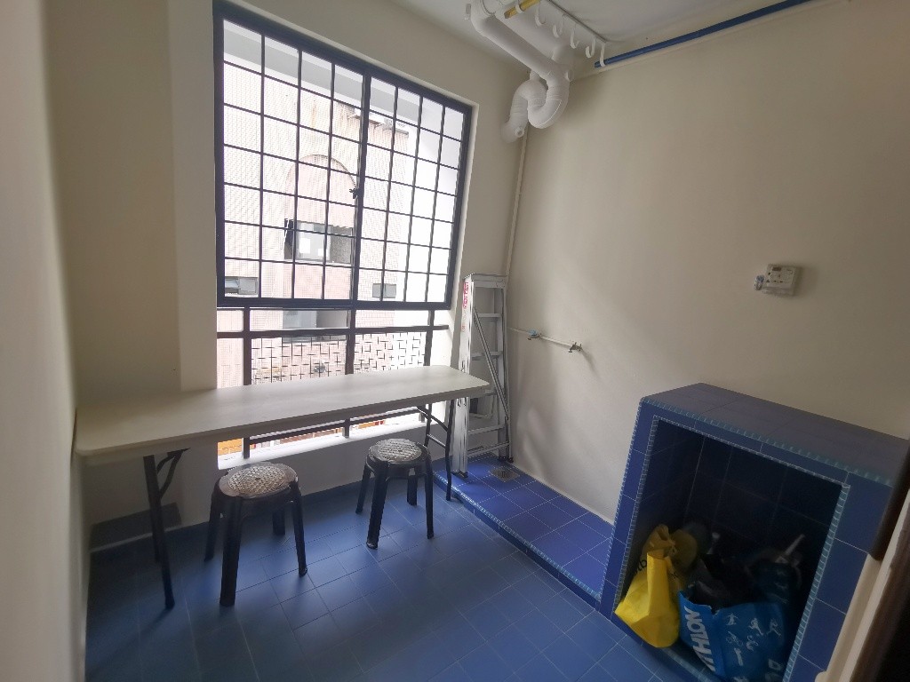 Available﻿ Immediately - Common Room/Include Utilities/Wifi/Aircon/No Agent Fee/Light Cooking Allowed/Washing Machine - Toa Payoh 大巴窯 - 整個住家 - Homates 新加坡