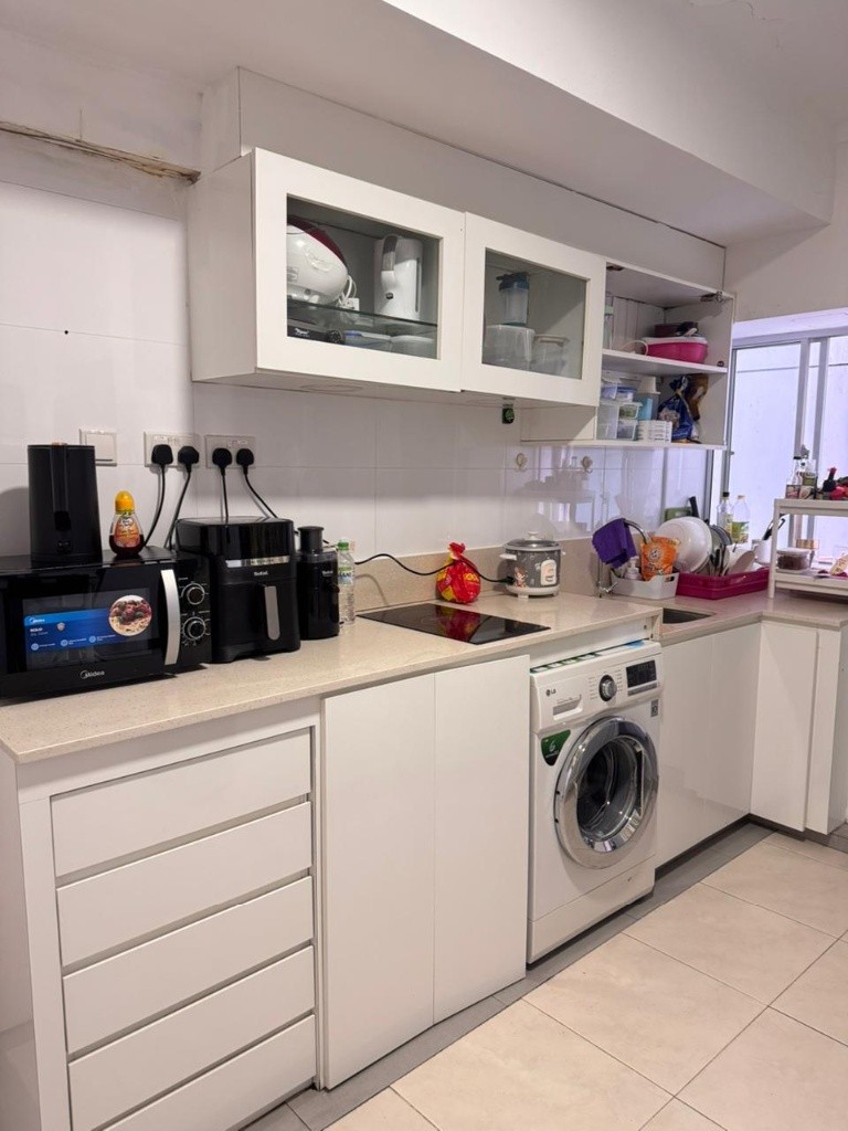 Available﻿ Immediately - Common Room/Include Utilities/Wifi/Aircon/No Agent Fee/Light Cooking Allowed/Washing Machine - Toa Payoh - Bedroom - Homates Singapore