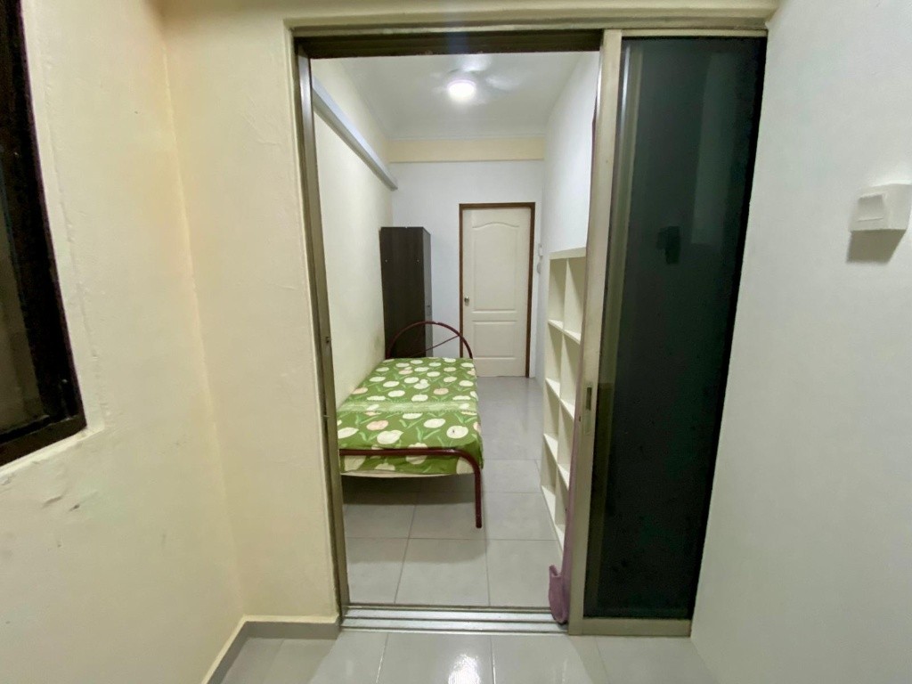Room For Rent - Somerset, Newton,Dhoby Ghaut MRT/ Common room / 1 pax stay / Available﻿ IMMEDIATELY - Somerset - Flat - Homates Singapore