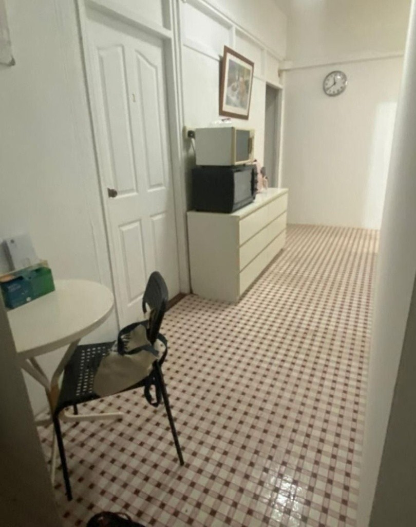 Room for rent / Tiong Bahru, Havelock / Common room / 1pax stay / Available April 13 - Tiong Bahru - Bedroom - Homates Singapore