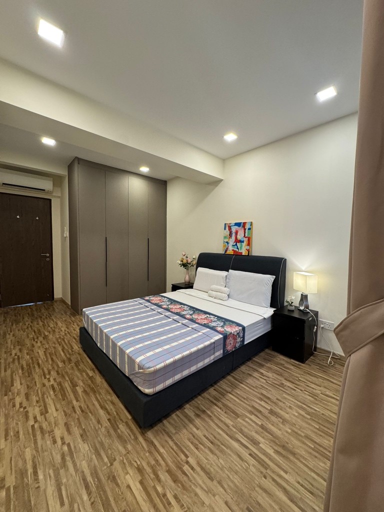 Available﻿ Immediately - Master Room/Include Utilities/W ifi/Aircon/No Agent Fee/Light Cooking Allowed/Washing Machine - Toa Payoh 大巴窑 - 整个住家 - Homates 新加坡