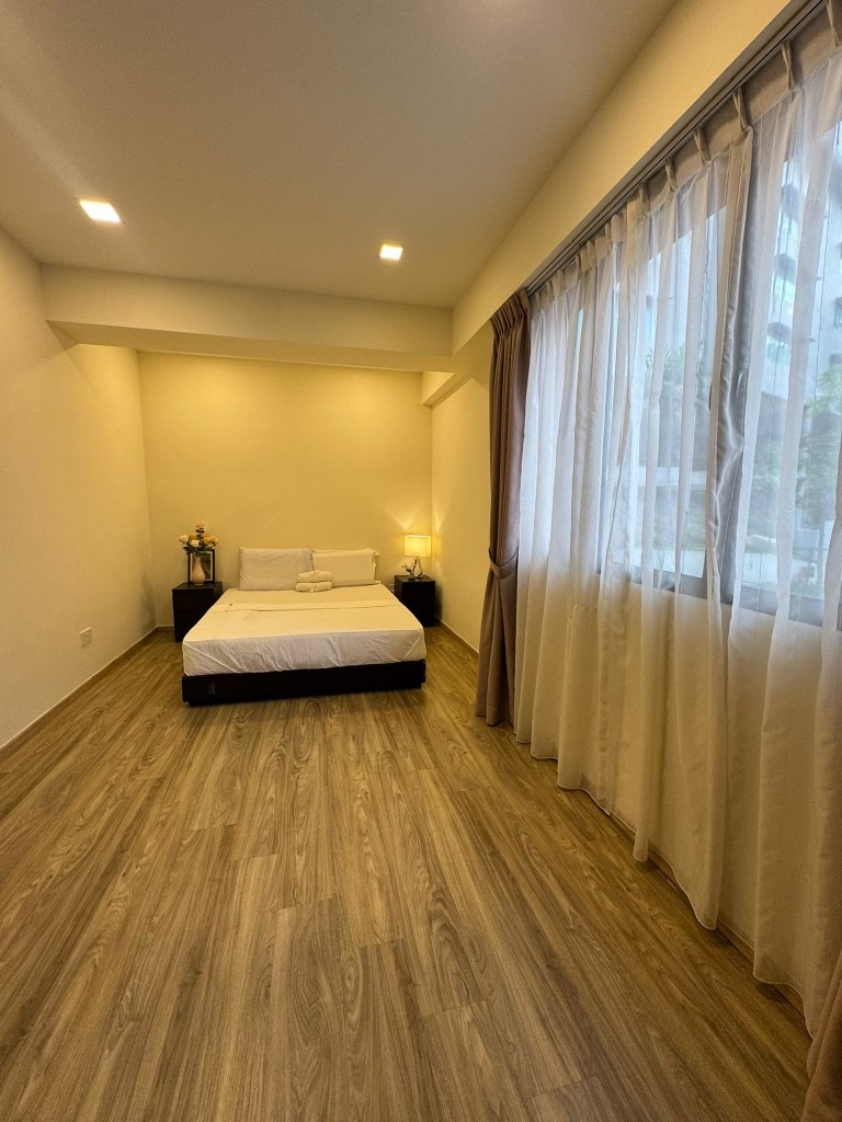 Available﻿ Immediately - Master Room/Include Utilities/W ifi/Aircon/No Agent Fee/Light Cooking Allowed/Washing Machine - Toa Payoh 大巴窑 - 分租房间 - Homates 新加坡