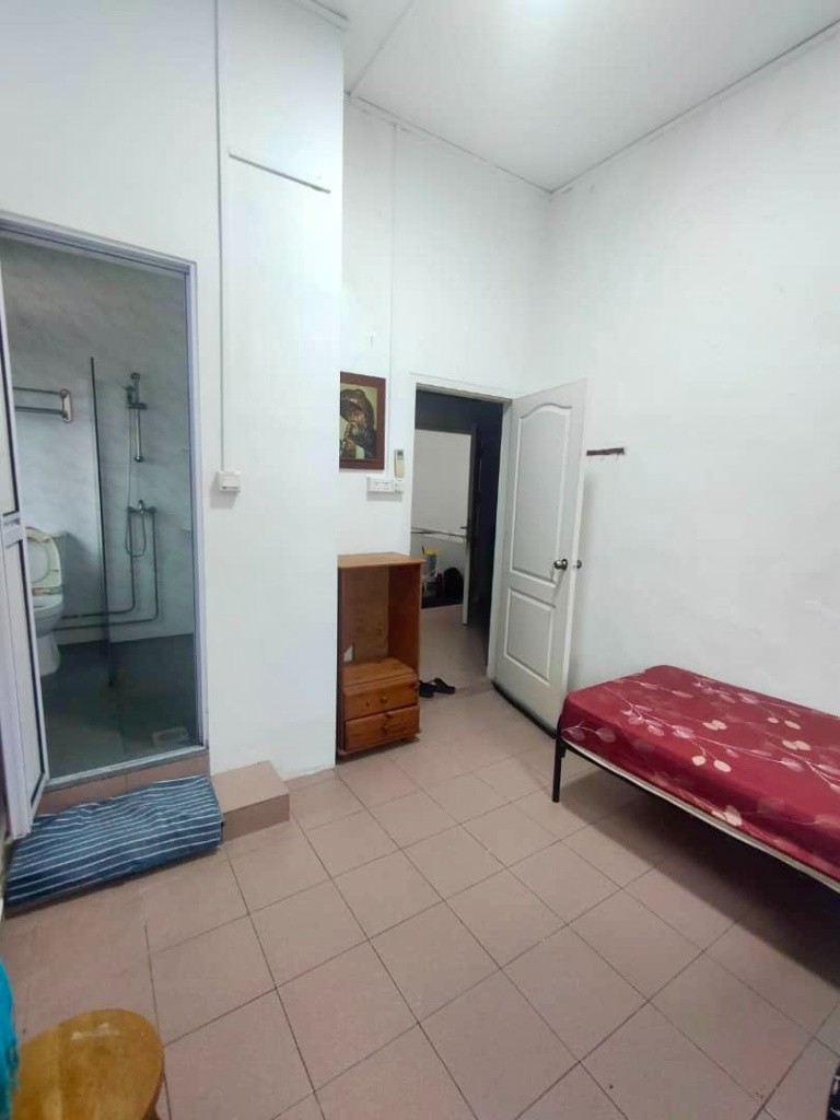 Room for Rent/90C Horne Road Singapore 209084 (Level 4)/ For 1 pax/ Available June 4 - Farrer Park 花拉公园 - 整个住家 - Homates 新加坡