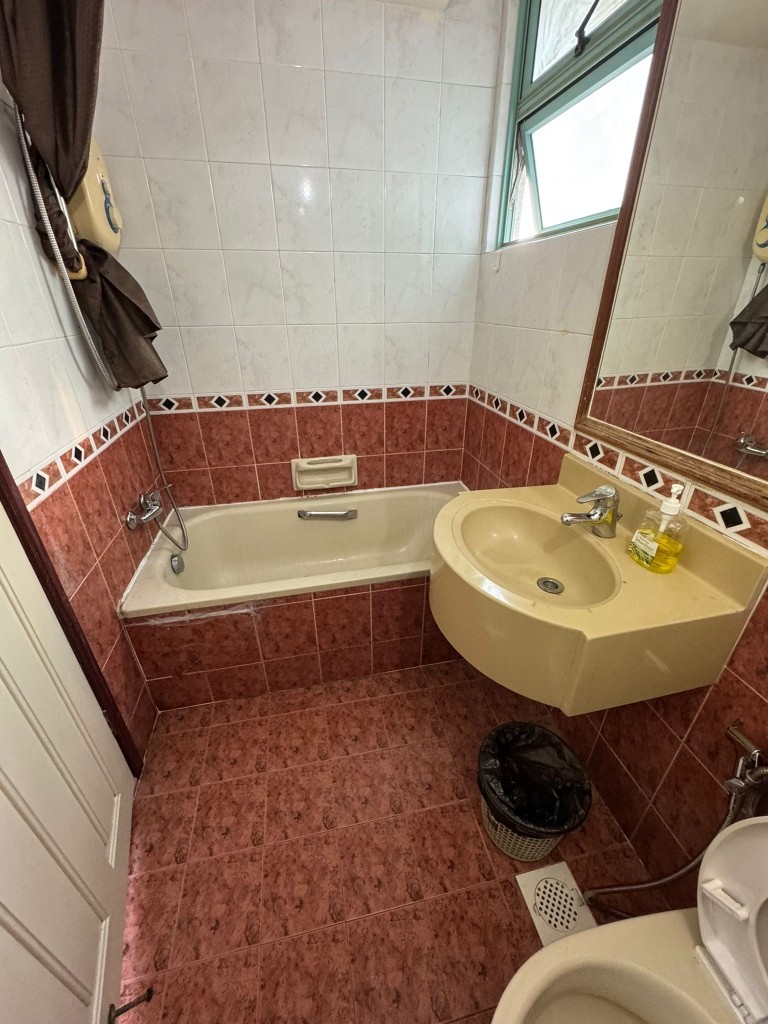 Available﻿ Immediately - Master Room/Include Utilities/Wifi/Aircon/No Agent Fee/Light Cooking Allowed/Washing Machine - Toa Payoh 大巴窑 - 分租房间 - Homates 新加坡
