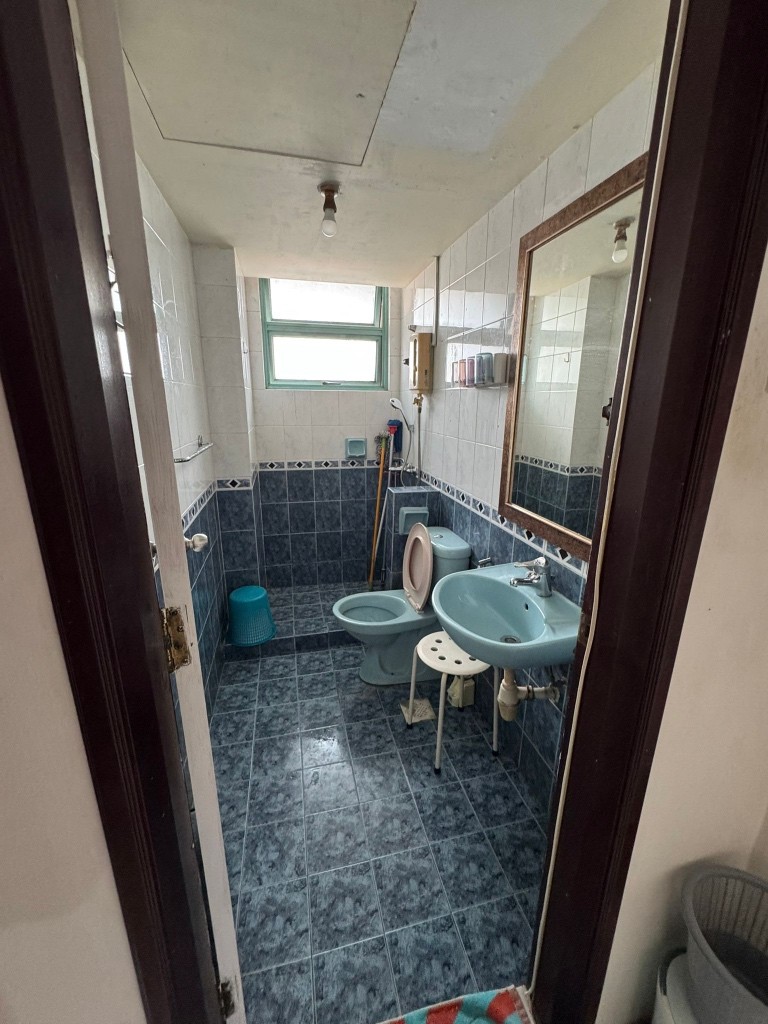 Available﻿ Immediately - Master Room/Include Utilities/Wifi/Aircon/No Agent Fee/Light Cooking Allowed/Washing Machine - Toa Payoh 大巴窑 - 分租房间 - Homates 新加坡