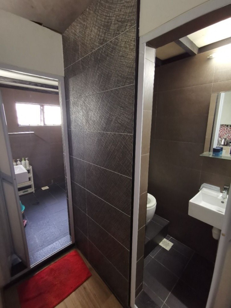 Room For Rent/ EAST GROVE / Common Room/ 1-2 pax stay/ Available JUNE 30 - Marine Parade 马林百列 - 分租房间 - Homates 新加坡